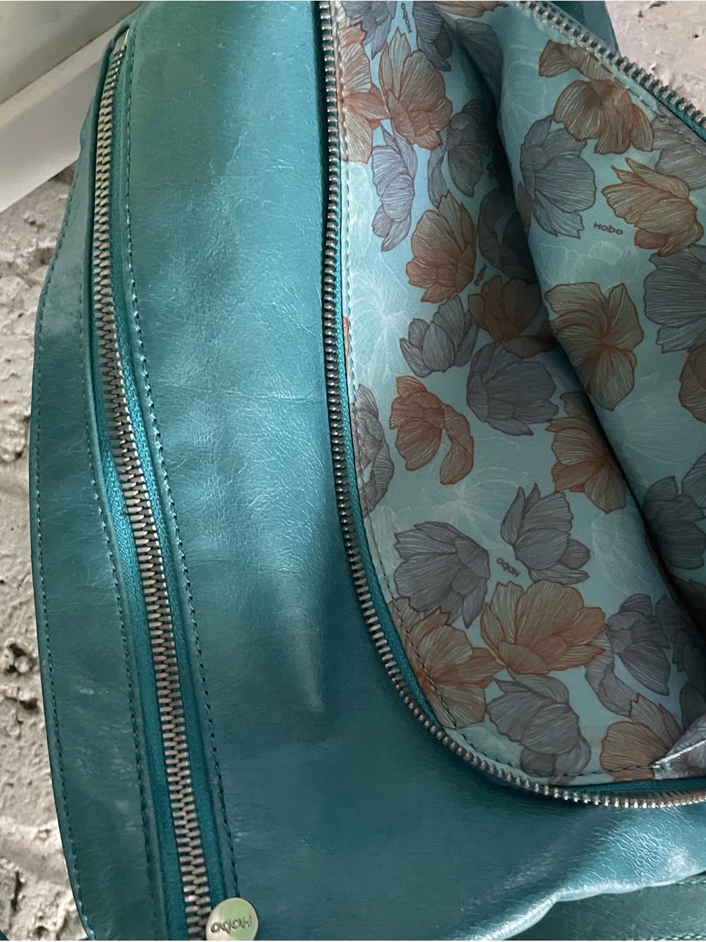 HOBO Teal Leather Crossbody Bag with Front Zip Pocket - Picture 3 of 11